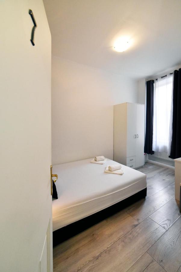 Virtus And With Free Private Parking