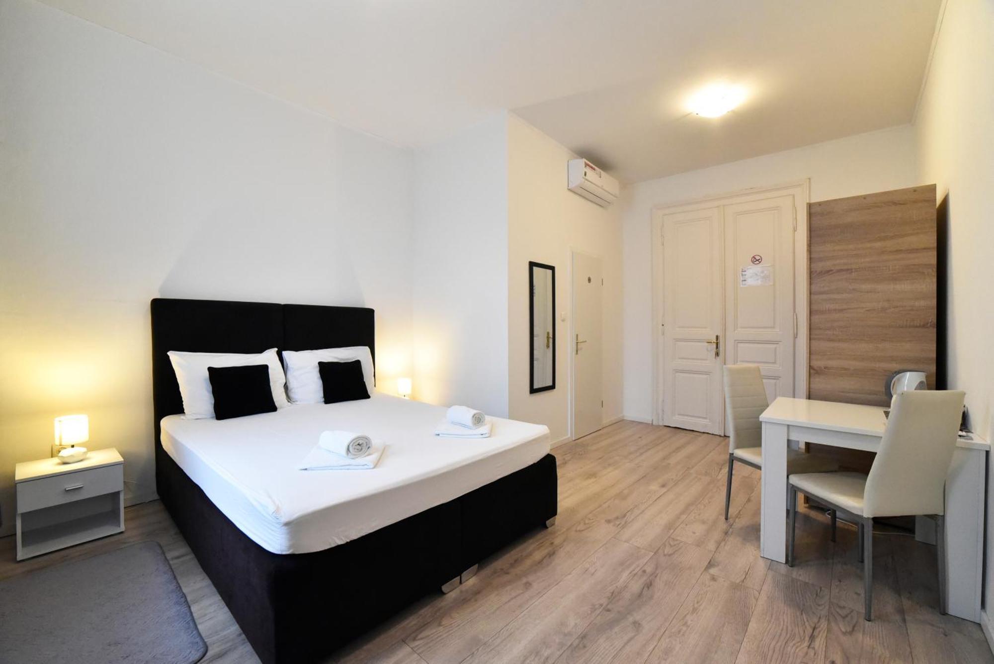 Guest house Virtus And With Free Private Parking 3*